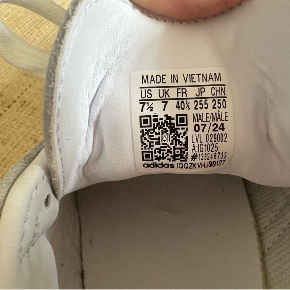 adidas samba OG red scarlet and White Athletic Shoes sz 7.5 - Picture 4 of 5